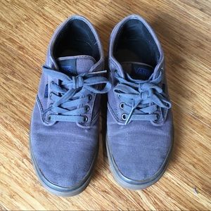 Vans gumsole skate shoes